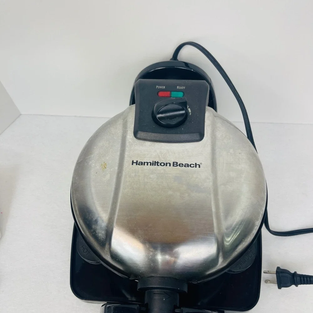 Hamilton Beach Flip Belgian Waffle Maker Stainless Steel Rotating Nonstick 26010